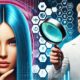 Esperto in camice bianco con lente d'ingrandimento esamina ingredienti cosmetici su uno sfondo digitale, accanto a una modella con capelli lunghi e blu.
