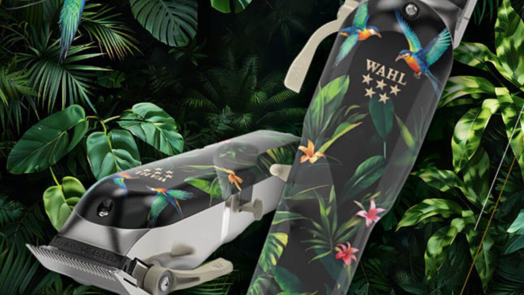 Clipper professionale WAHL Cordless Senior in edizione limitata Jungle con design tropicale e pappagalli su sfondo di foglie verdi