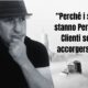 Uomo con cappello in primo piano che osserva pensieroso, con una skyline in bianco e nero sullo sfondo e la scritta “Perché i saloni stanno perdendo clienti senza accorgersene?” a destra.