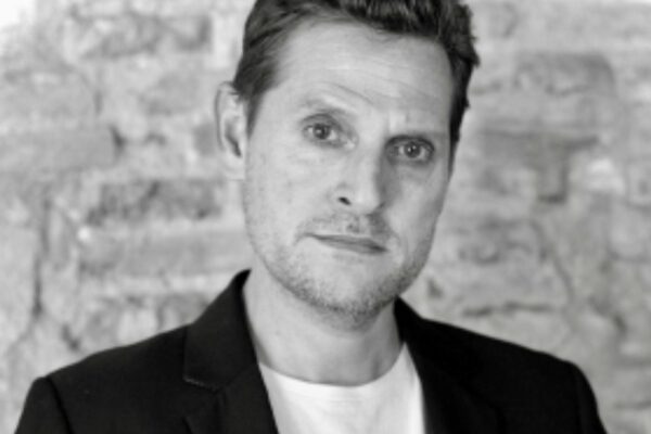 Max Lamparter International Educator Olaplex in collaborazione con Academy Calenda.