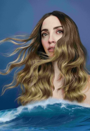 Visual della linea Eksperience Longevity Repair con capelli mossi e richiami al mare